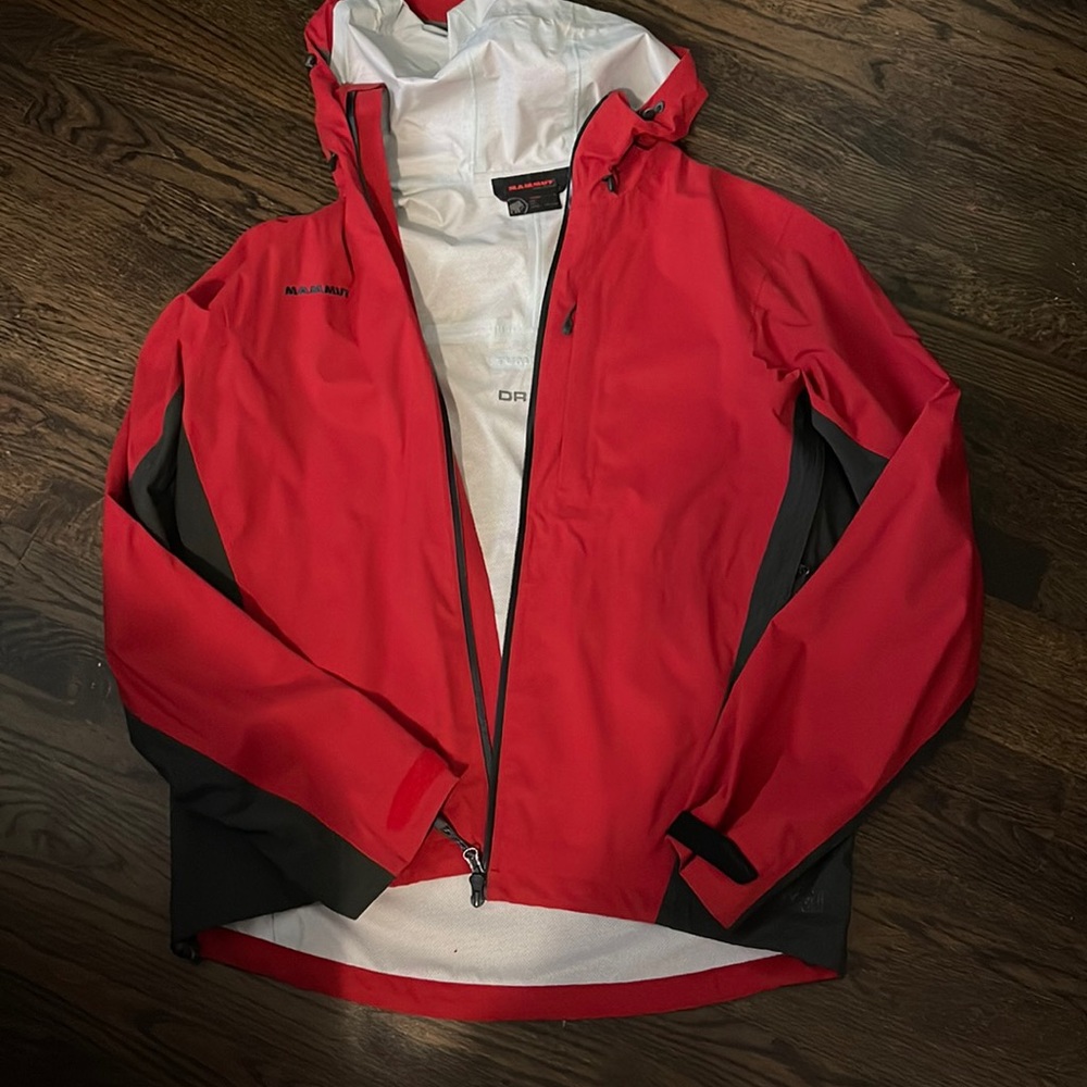 Mens Large Mammut dry tech premium rain jacket